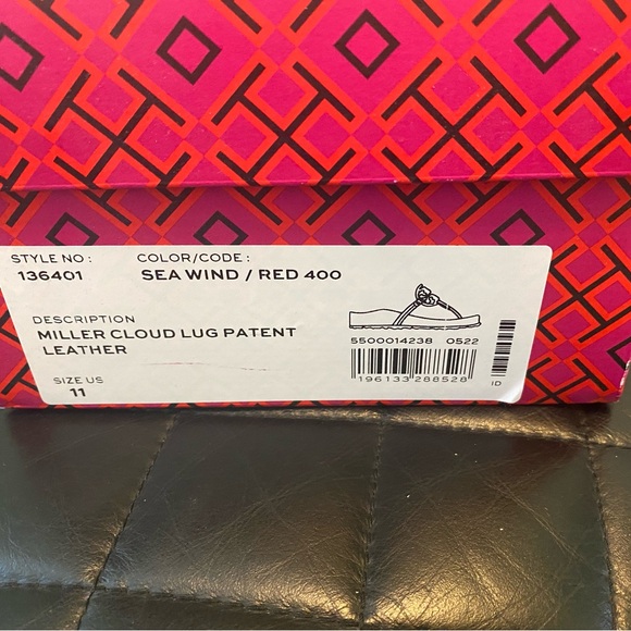 Tory Burch Miller Cloud Lug Patent Leather sandals in green with red soles - Picture 2 of 7